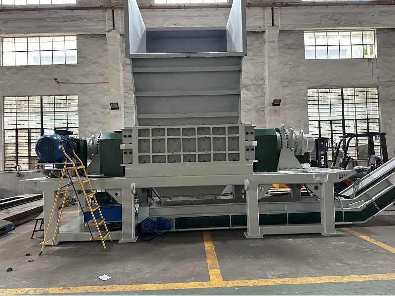 news-1-1 Two Shaft Tire Shredder Machine